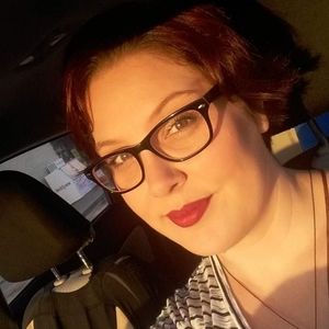 Meet your Posher, Nina